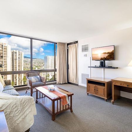 Beautiful Mountain View In Waikiki Sunset With Parking Apartment โฮโนลูลู ภายนอก รูปภาพ