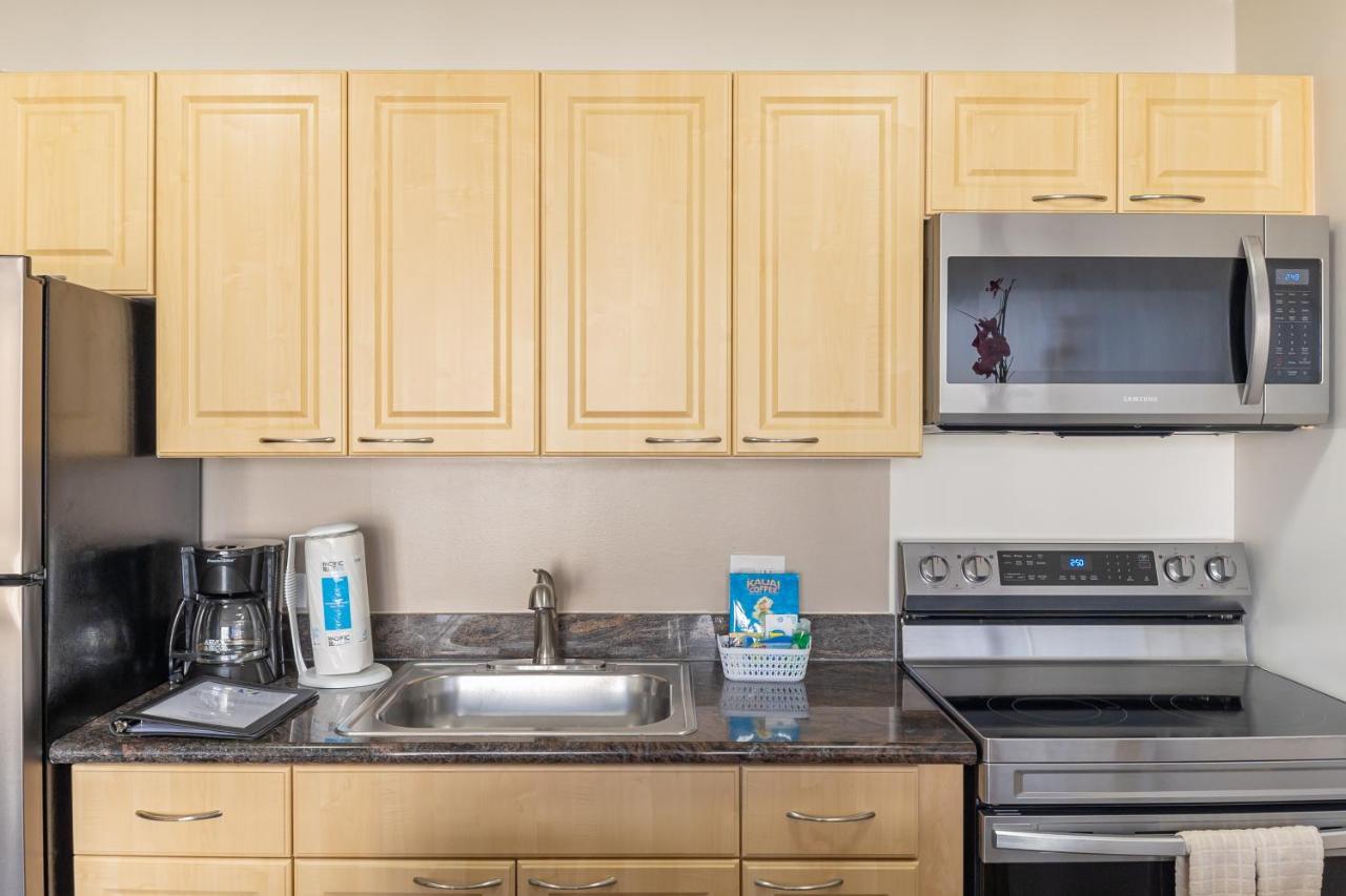 Beautiful Mountain View In Waikiki Sunset With Parking Apartment โฮโนลูลู ภายนอก รูปภาพ