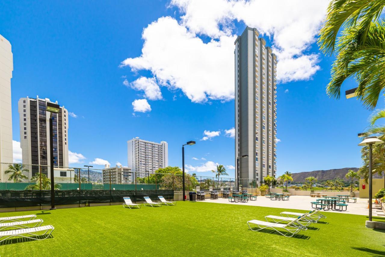 Beautiful Mountain View In Waikiki Sunset With Parking Apartment โฮโนลูลู ภายนอก รูปภาพ